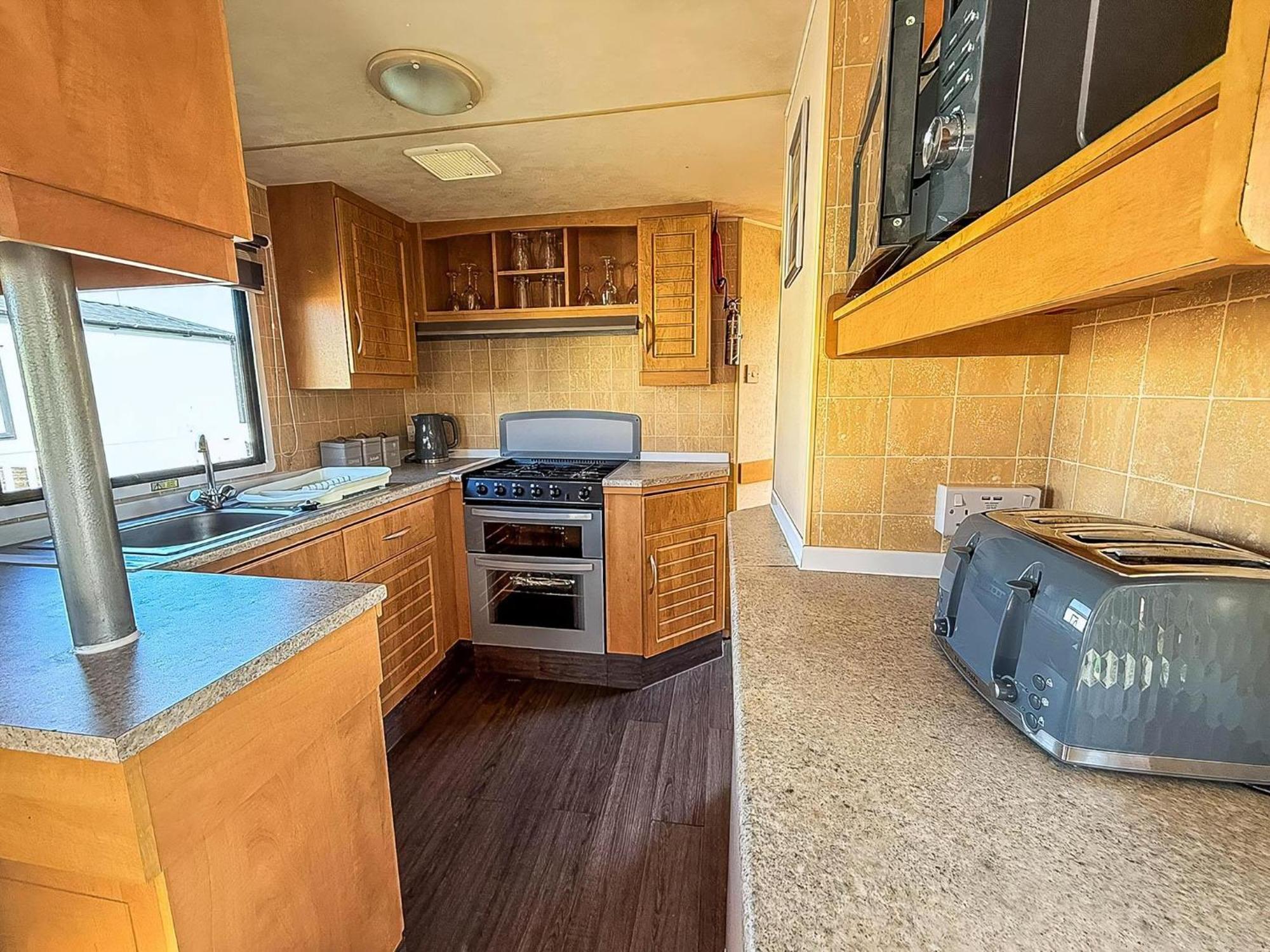 8 Berth Caravan With Free Wifi At Heacham Holiday Park In Norfolk Ref 21008E Exterior photo